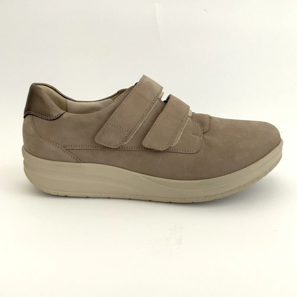 Hartjes tan sneaker